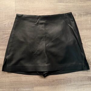 Express faux leather mini skirt Size 4